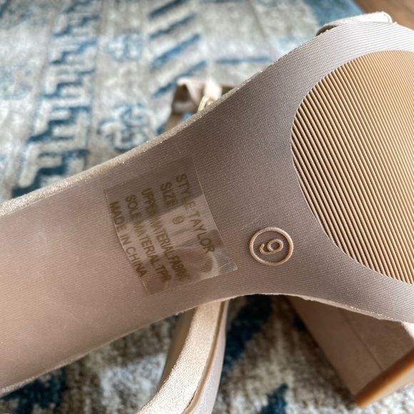 Lulus Block Heel Nude Suede Strappy Sandal - Picture 6 of 7